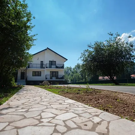 Rose Villa *