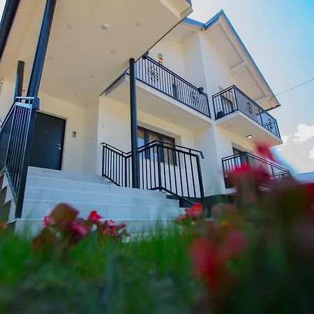 Rose Villa *
